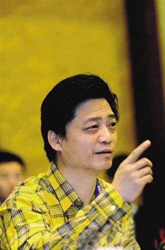 崔永元怒斥省教育厅:不努力不作为不要脸